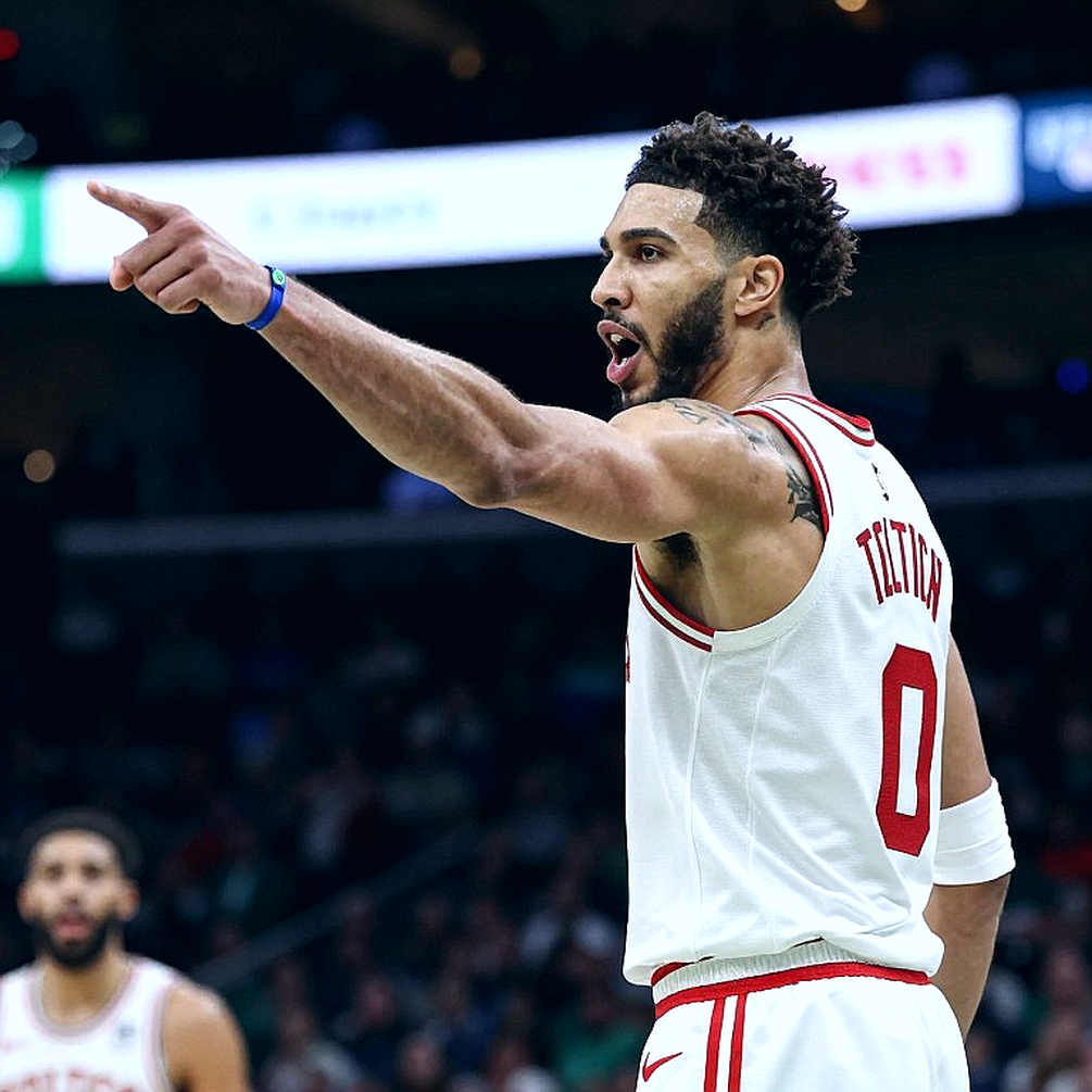PAOK and EuroLeague: The Abu Dhabi Handshake That Hasn't Closed the Spreadsheet PAOK and EuroLeague: The Abu Dhabi Handshake That Hasn't Closed the Spreadsheet