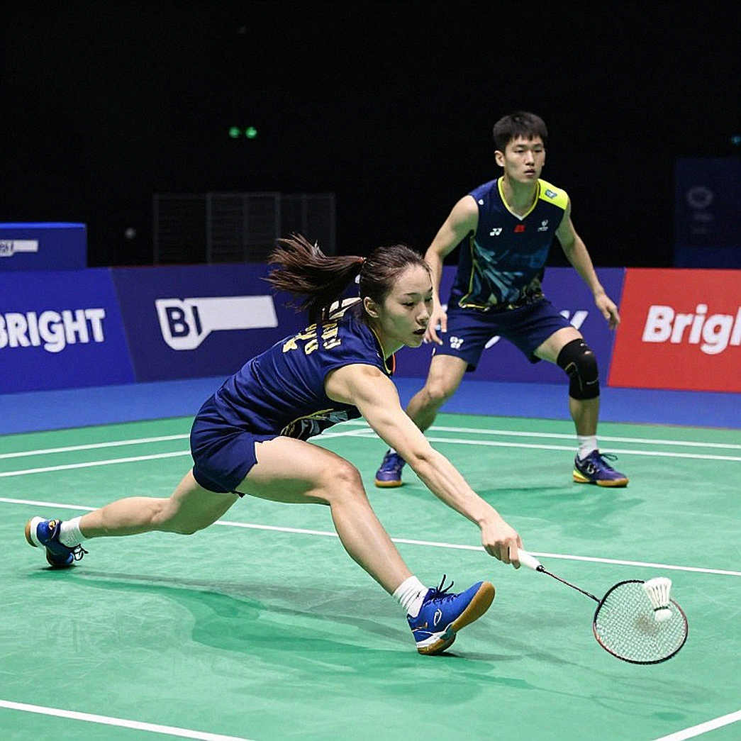 Alwi Farhan Trains with Kento Momota in Tokyo Before Asian Games 2026: Read the Signal, Not the Legend Alwi Farhan Trains with Kento Momota in Tokyo Before Asian Games 2026: Read the Signal, Not the Legend