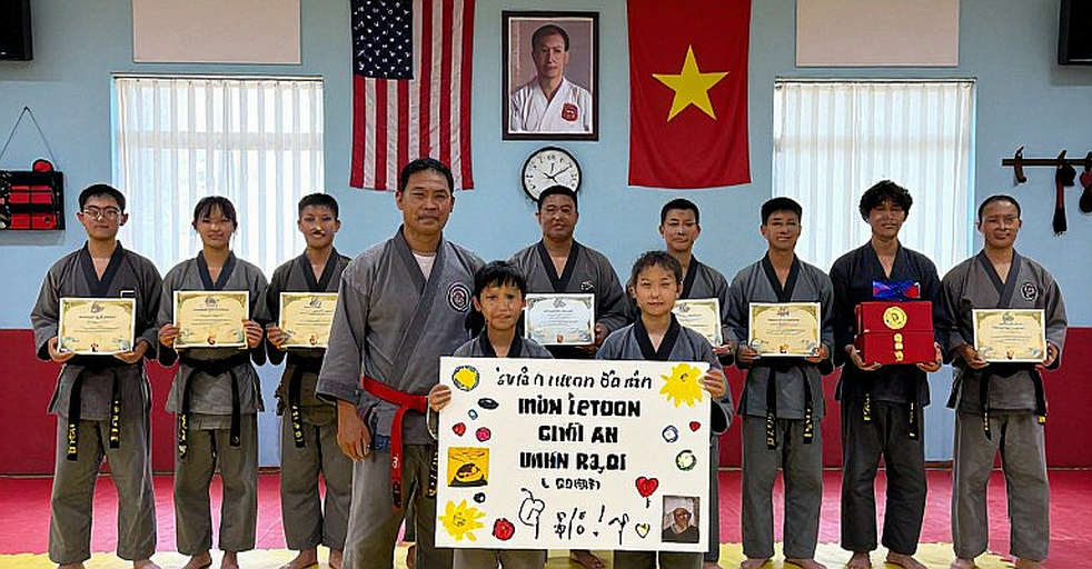 Luật cân trong võ thuật: hơn mười năm sau cái chết của Yang Jian Bing, lỗ hổng vẫn chưa khép