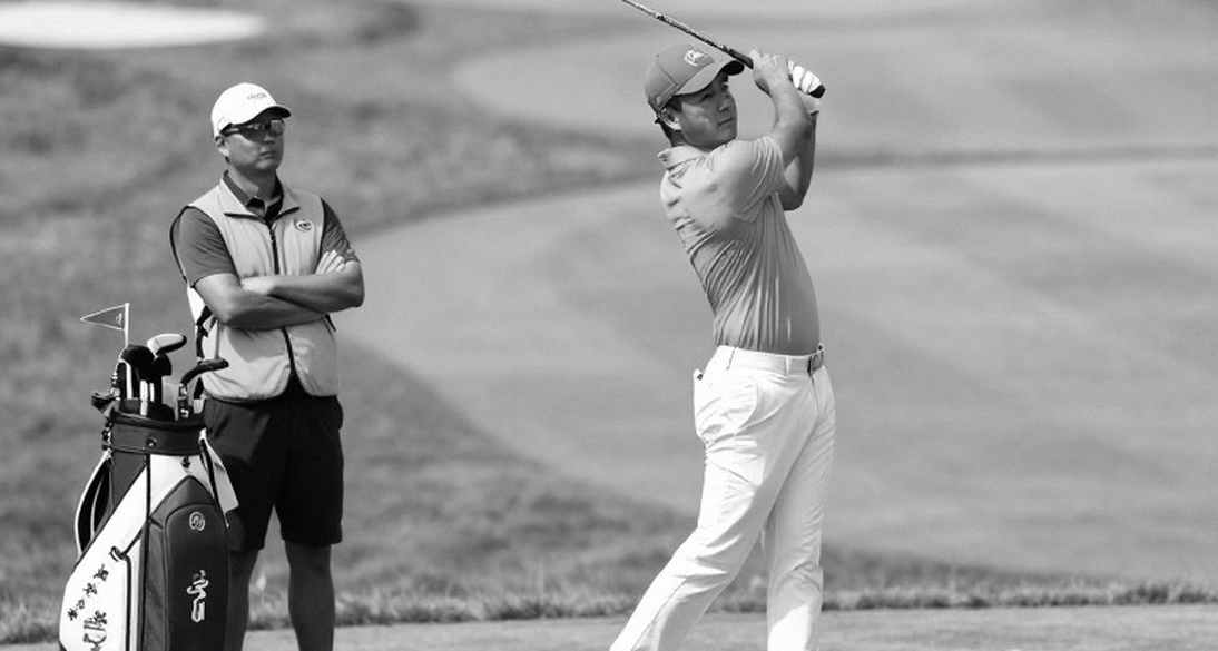 Cú đẩy ngã phụ nữ trong quảng cáo golf: Good Good Golf mất CEO, Callaway, và cả một chương trình truyền hình