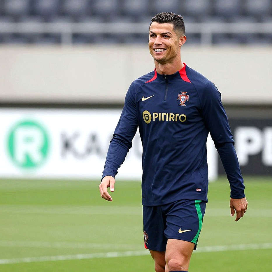 Mateo Chavez in Europa League squad: AZ Alkmaar upgrade the stage, and the price tag of a starting place Mateo Chavez in Europa League squad: AZ Alkmaar upgrade the stage, and the price tag of a starting place